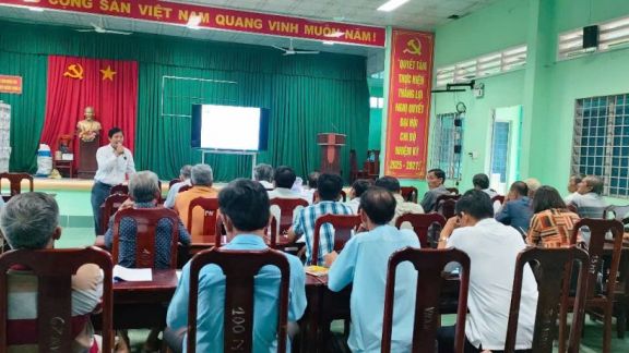 TẬP HUẤN KỸ THUẬT TRỒNG, CHĂM SÓC VÀ KHAI THÁC MẮT GHÉP CHO VƯỜN CÂY ĐẦU DÒNG: GIẢI PHÁP NÂNG CAO CHẤT LƯỢNG NGUỒN GIỐNG TẠI BẾN TRE